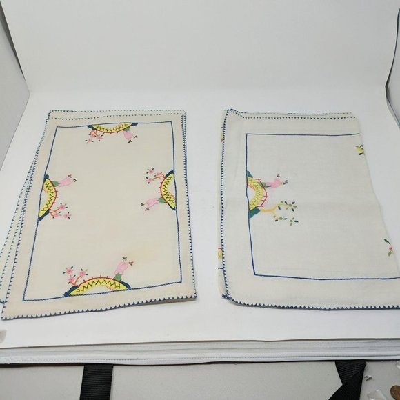 Vintage Other - Vintage 40s 50s Japanese Table Runner/Place Mats